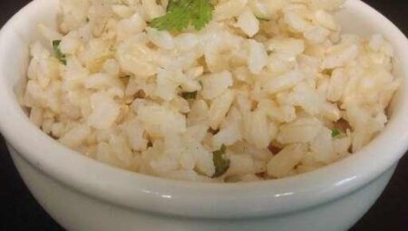Copycat Chipotle Cilantro Lime Brown Rice