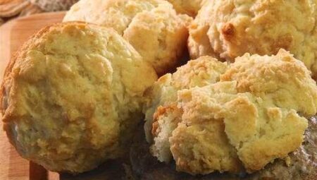Easy Mayonnaise Biscuits