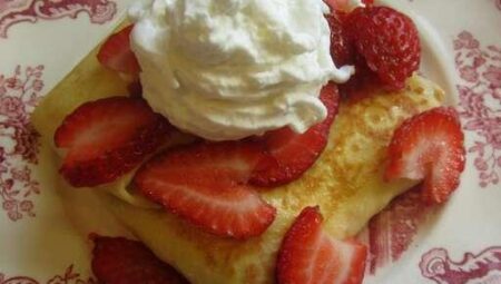 Marylyn’s Cheese Blintzes