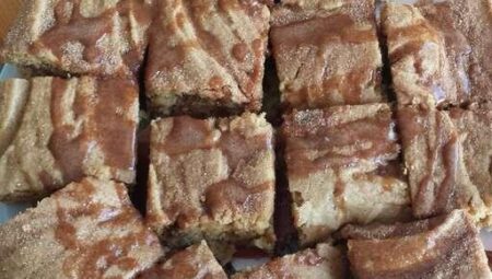 Snickerdoodle Blondies