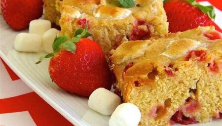 Strawberry-Marshmallow Blondies