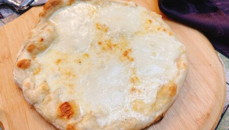 Grilled Pizza Bianca